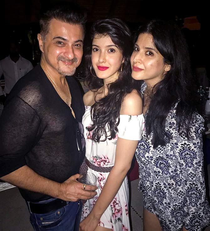 Shanaya with her Parents