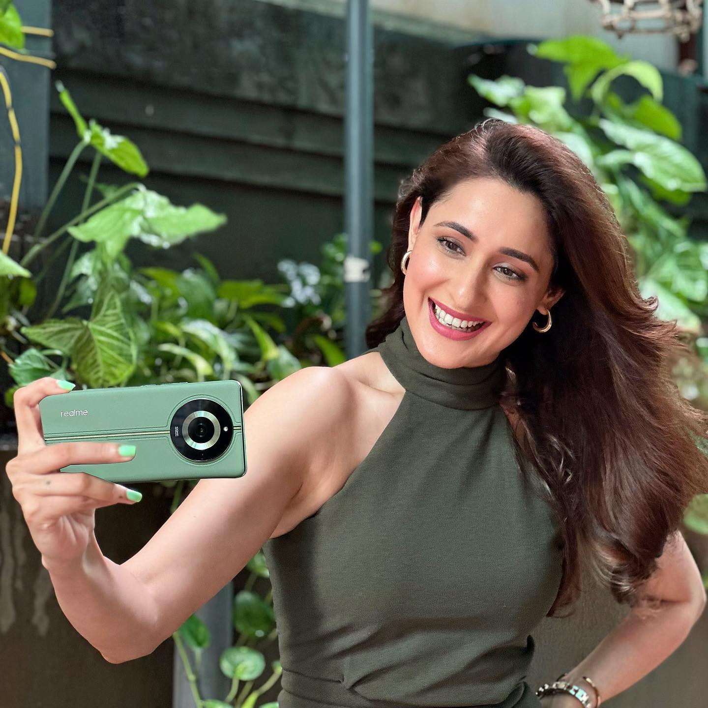 Pragya does brand Adverstiment (Source instagaram)